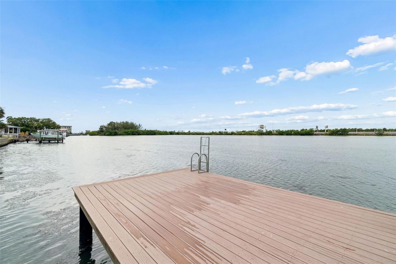 5811 Mariner Street, Tampa, FL 33609 Photo