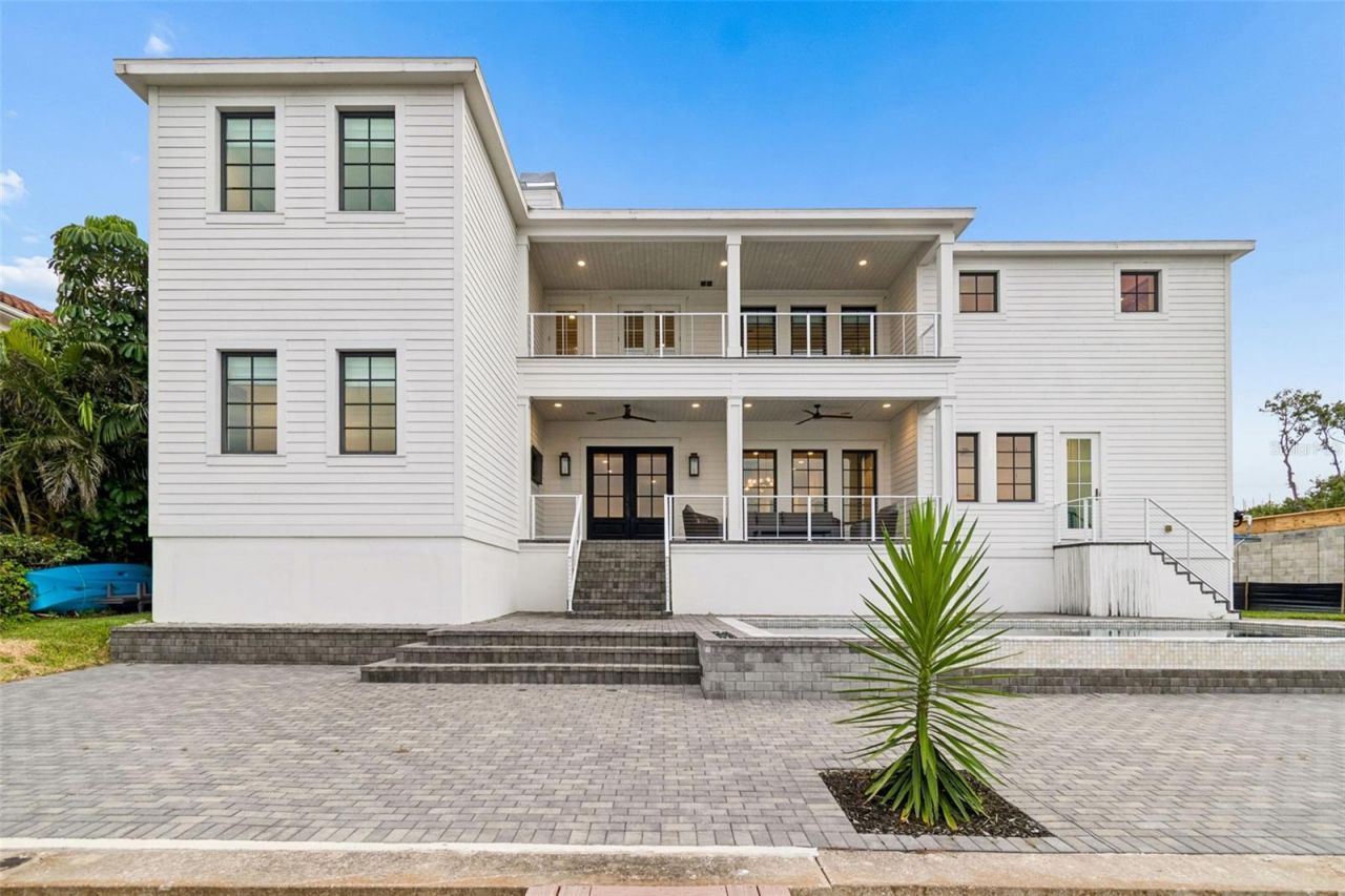 5811 Mariner Street, Tampa, FL 33609 Photo