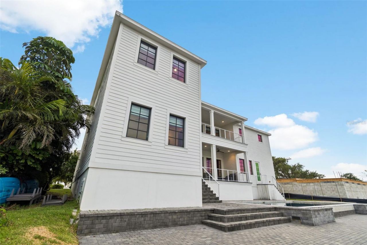 5811 Mariner Street, Tampa, FL 33609 Photo