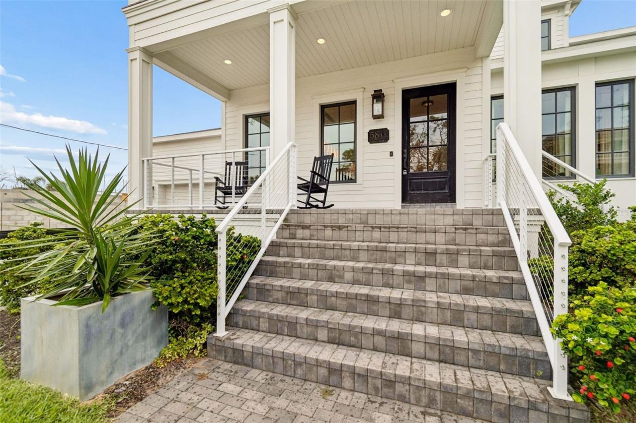 5811 Mariner Street, Tampa, FL 33609 Photo