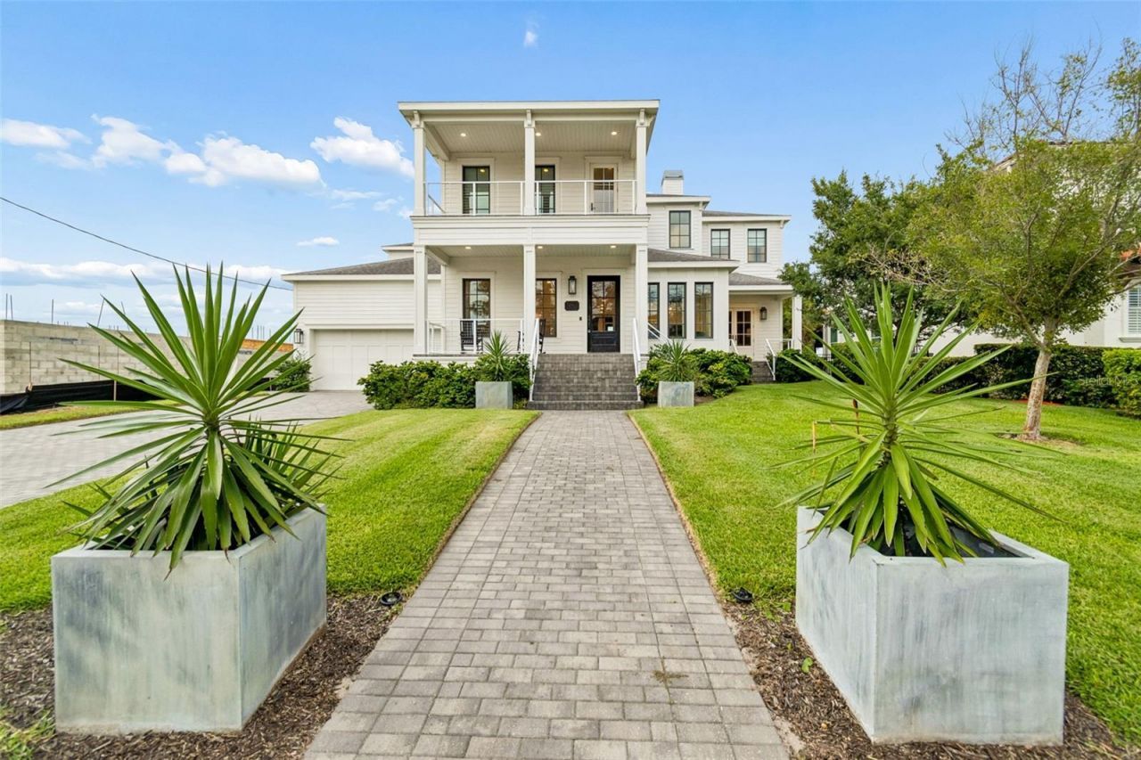 5811 Mariner Street, Tampa, FL 33609 Photo