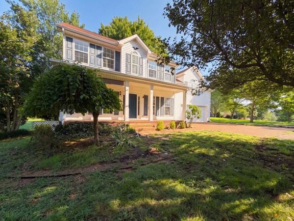 2120 Spring Lake Dr , Spring Hill, TN 37174