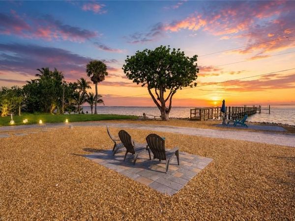 8550 Ebbtide WAY, BOKEELIA, FL 33922