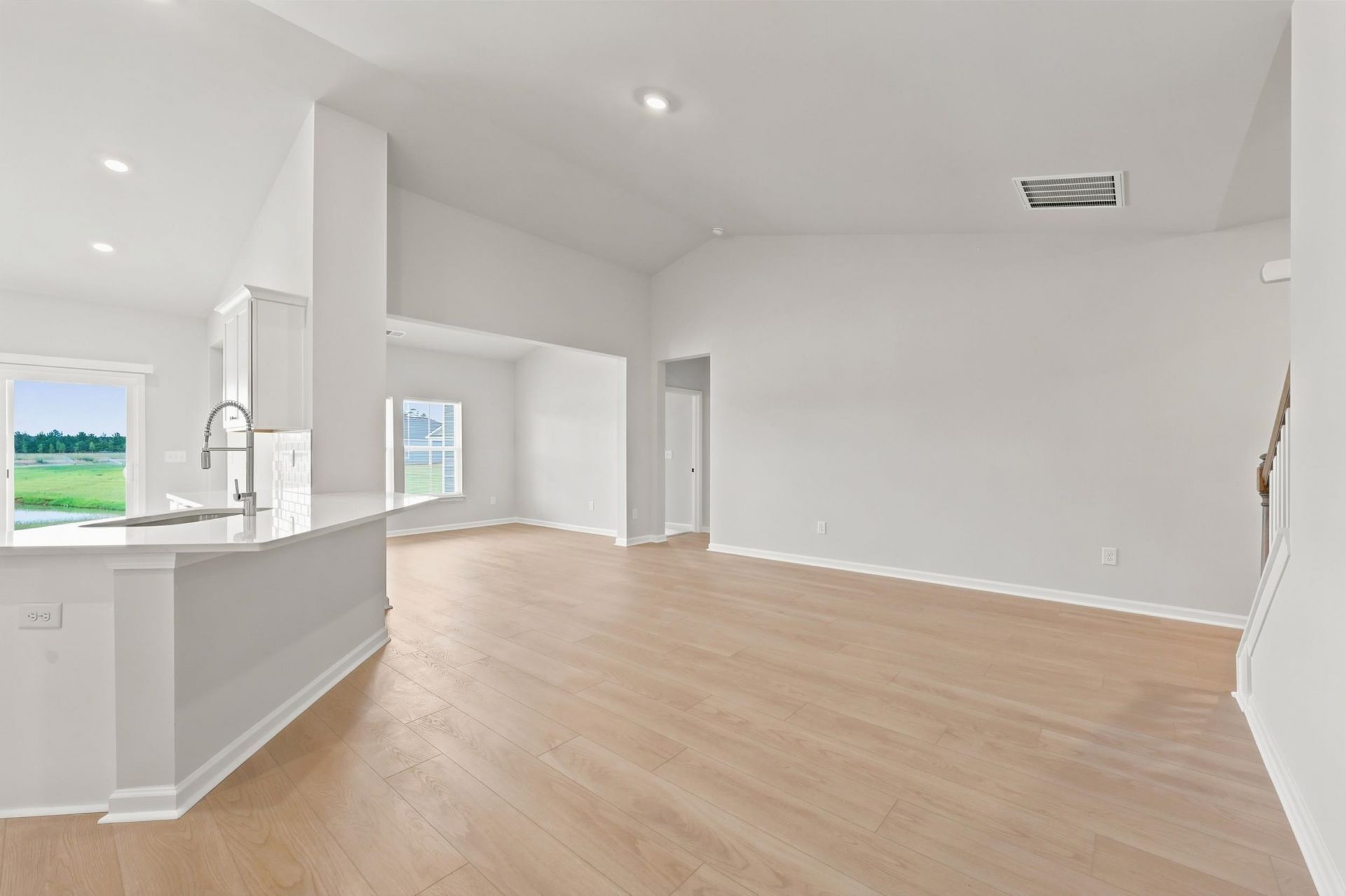 334 Kindred Spirit Dr  Photo 13