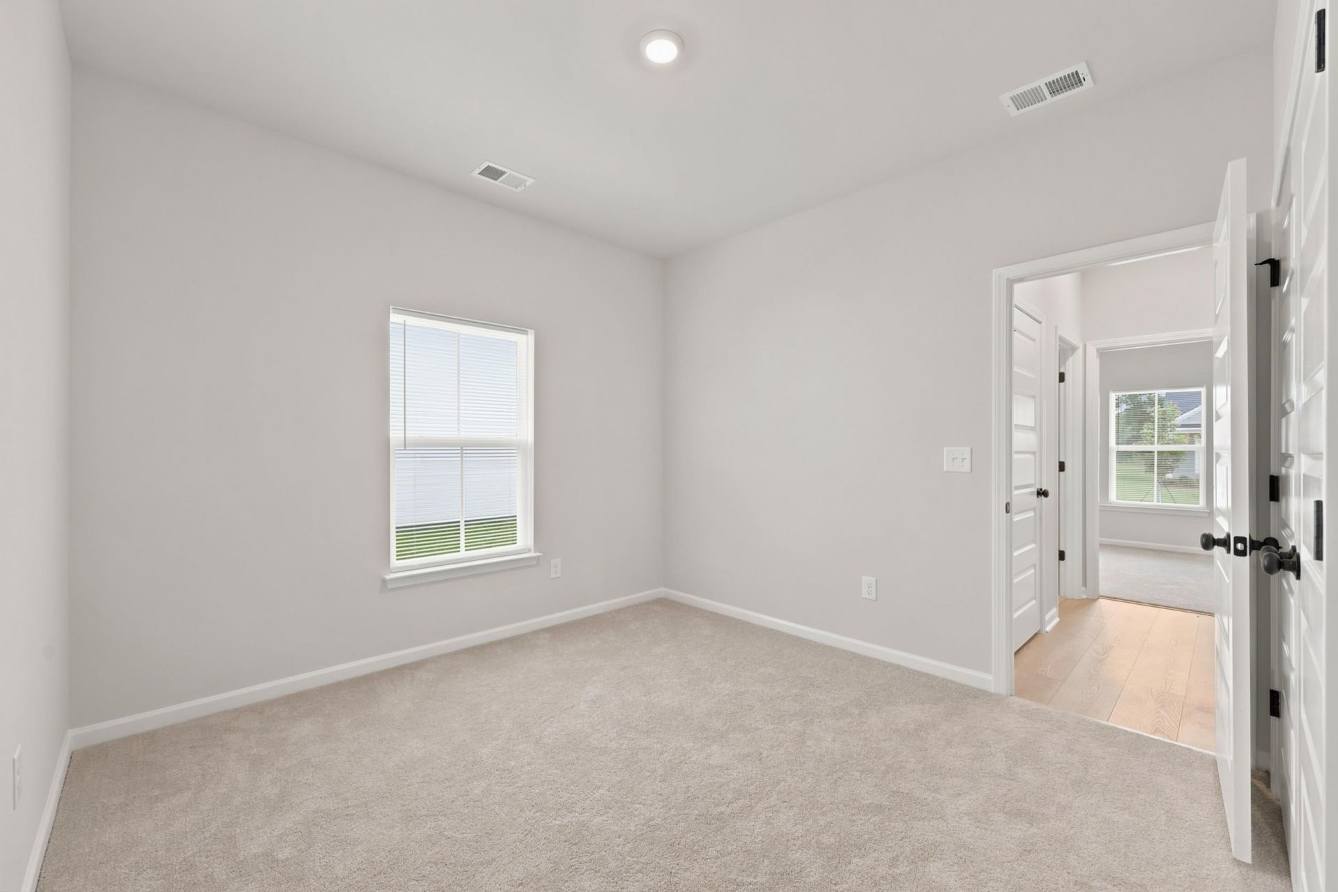 334 Kindred Spirit Dr  Photo 18