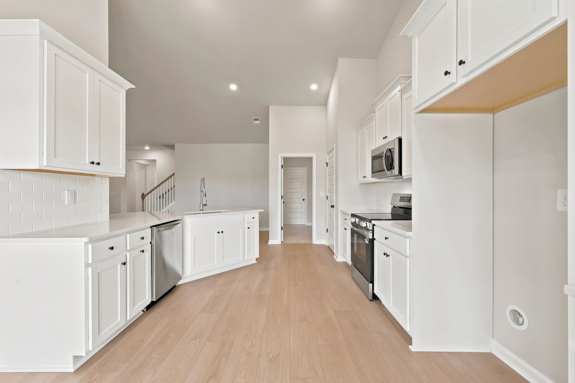 334 Kindred Spirit Dr  Photo 22