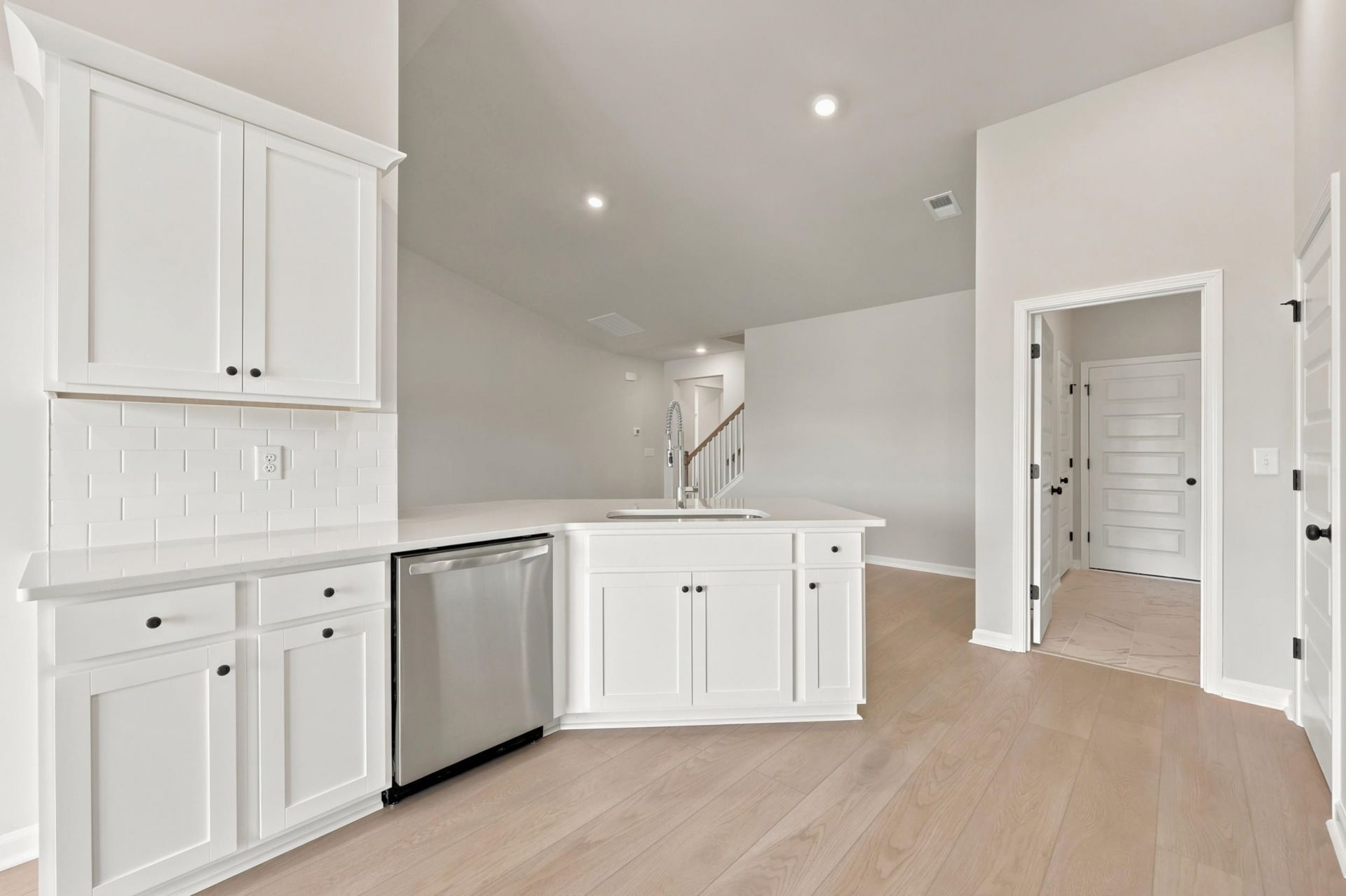 334 Kindred Spirit Dr  Photo 23