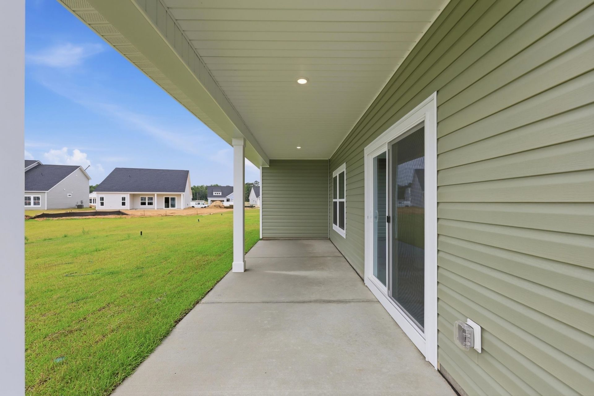 334 Kindred Spirit Dr  Photo 45