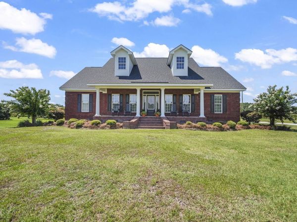2892 Burroughs Rd. , Galivants Ferry, SC 29544