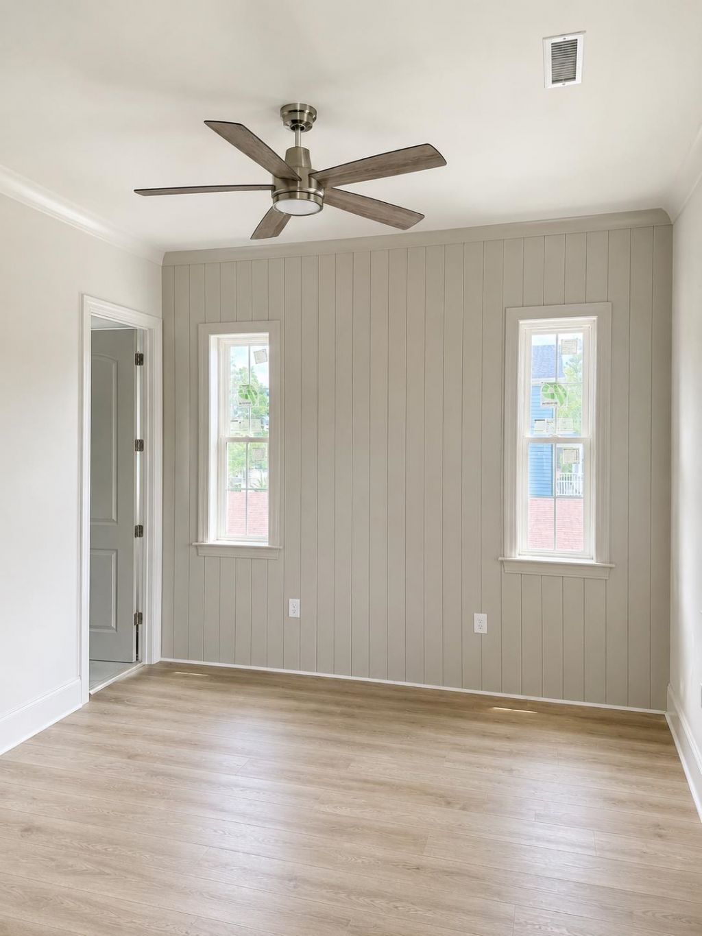 428 Vista Dr. Photo 13
