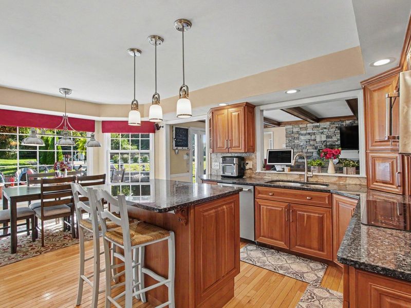 1070 Tudor Lane, Florence, KY 41042 Photo 6