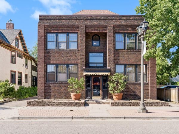 535 Selby Avenue, Unit 1, Saint Paul, MN 55102