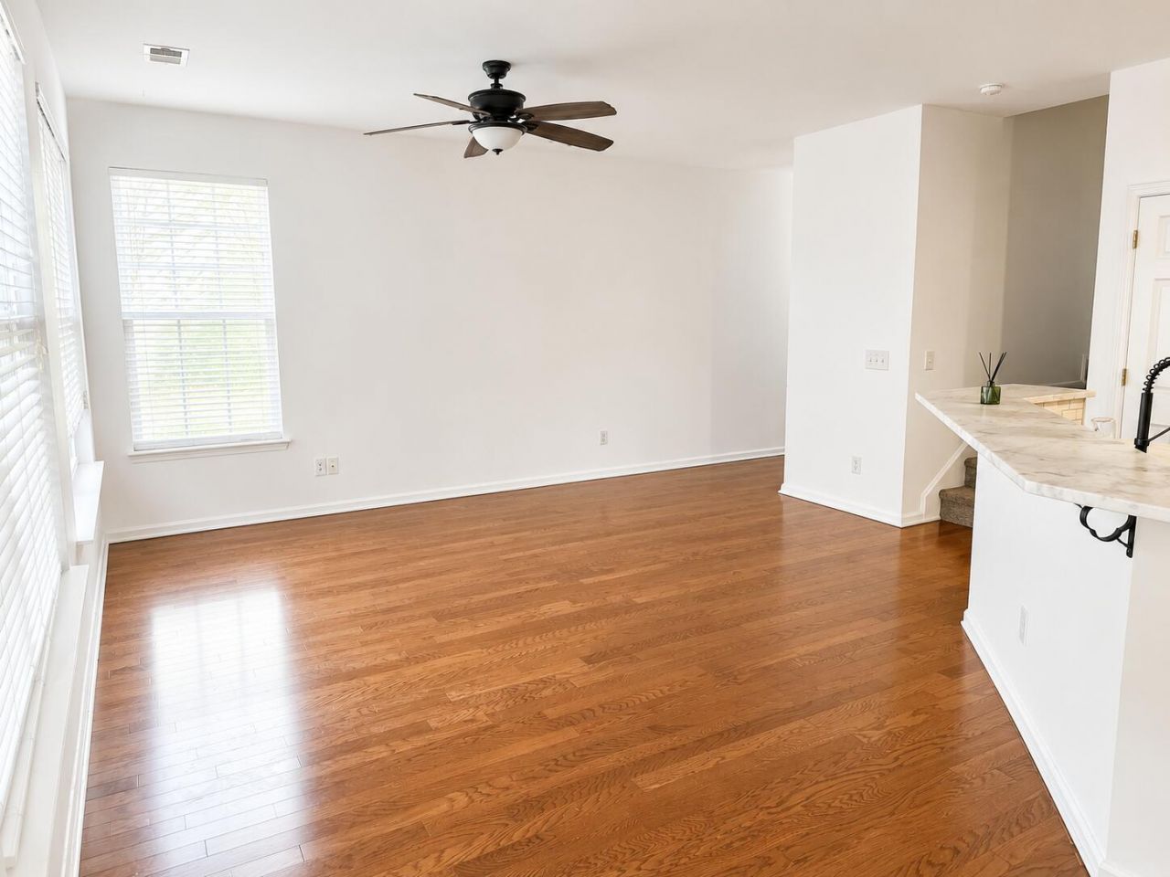 3053 Park West Boulevard Photo 5