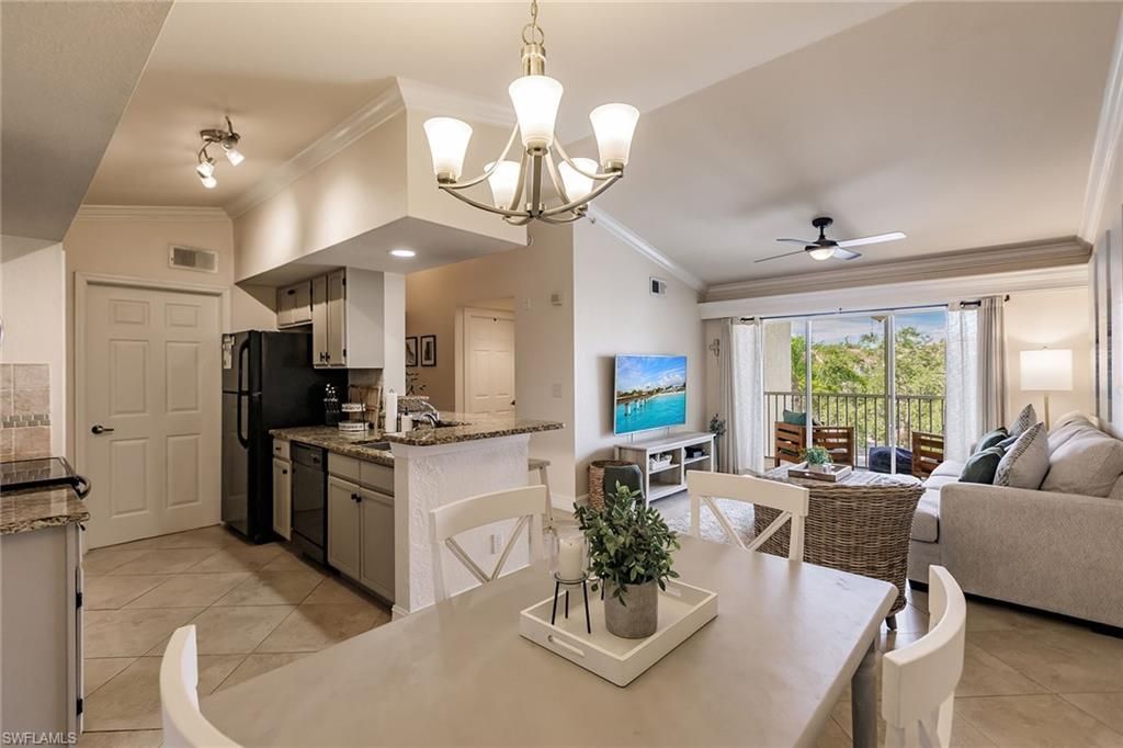 4620 Saint Croix Ln , Unit 934, Naples, FL 34109 Photo