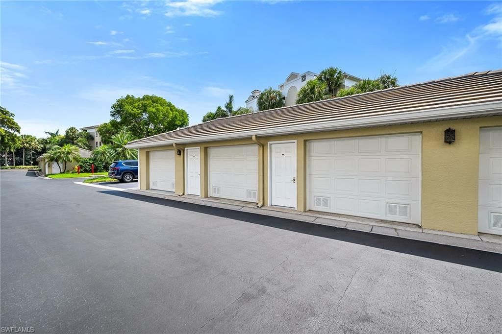 7671 Pebble Creek Cir , Unit 105, Naples, FL 34108 Photo