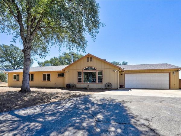 3628 Highway 49 S, Mariposa, CA 95338