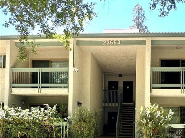 23653 Park Capri, Calabasas, CA 91302