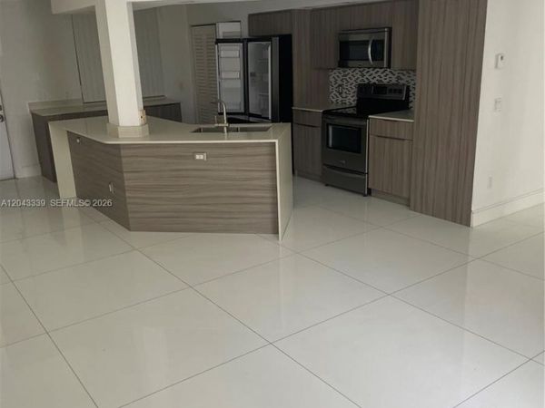 3155 NE 184th St , Unit 8105, Aventura, FL 33160