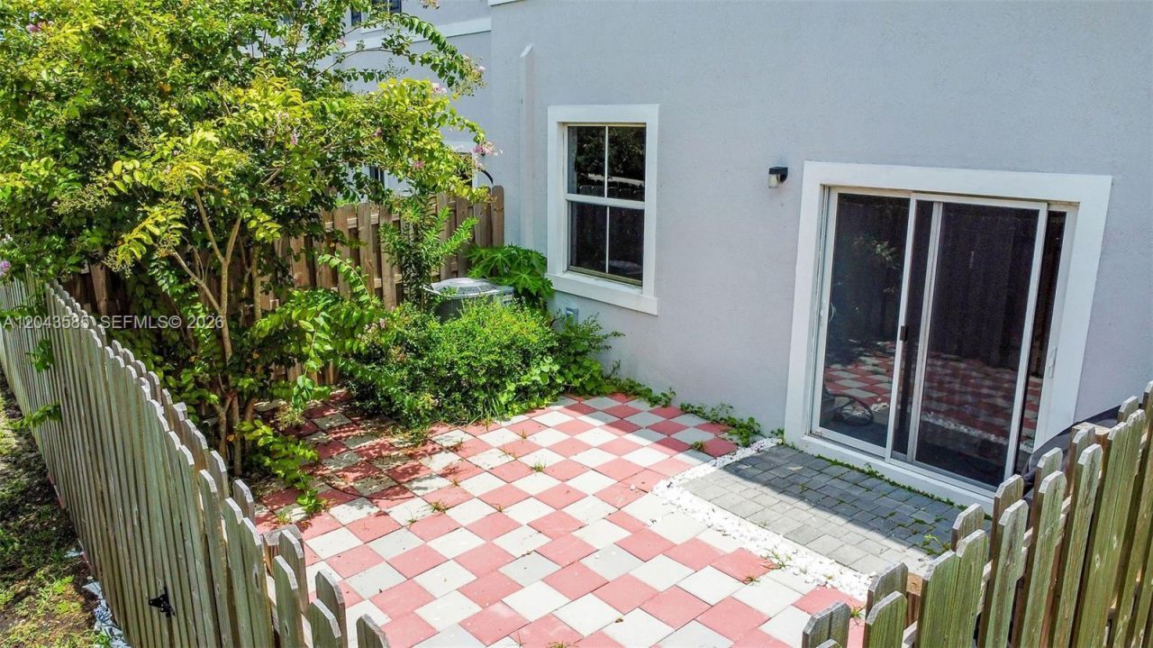 11889 NW 47th Mnr , Coral Springs, FL 33076 Photo