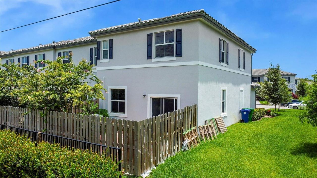 11889 NW 47th Mnr , Coral Springs, FL 33076 Photo