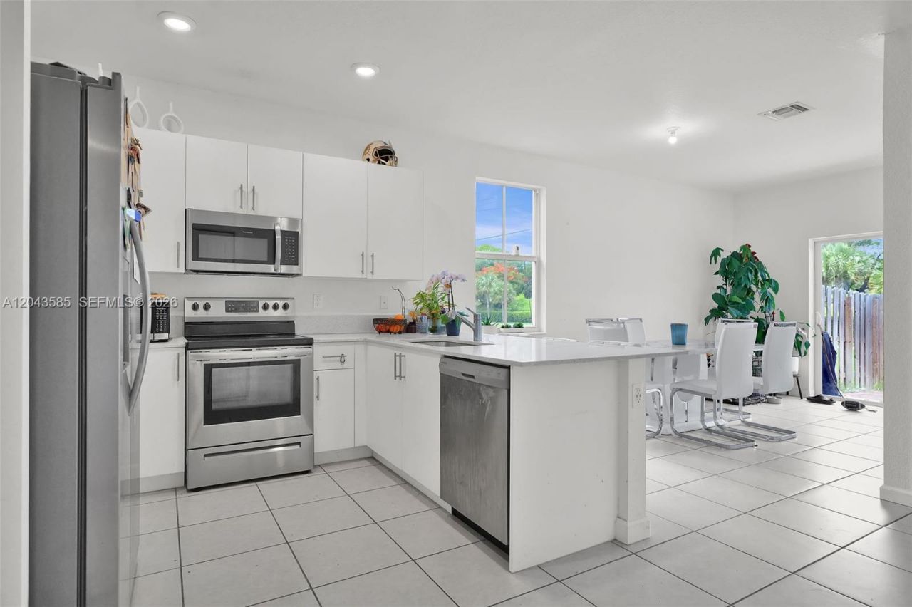 11889 NW 47th Mnr , Coral Springs, FL 33076 Photo
