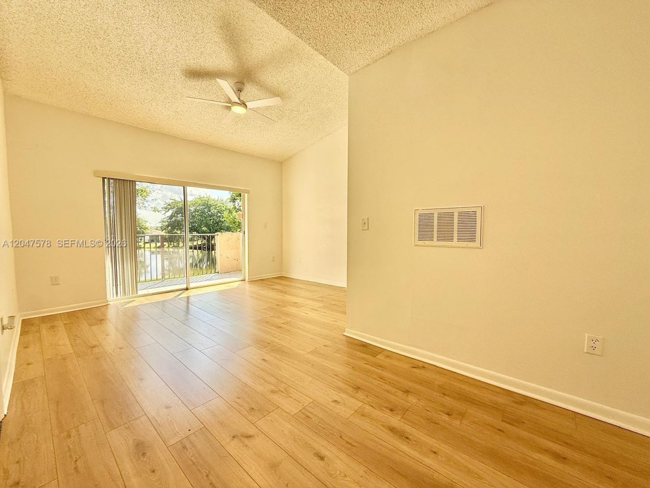 2151 NW 96th Ter , Unit 15G, Pembroke Pines, FL 33024 Photo