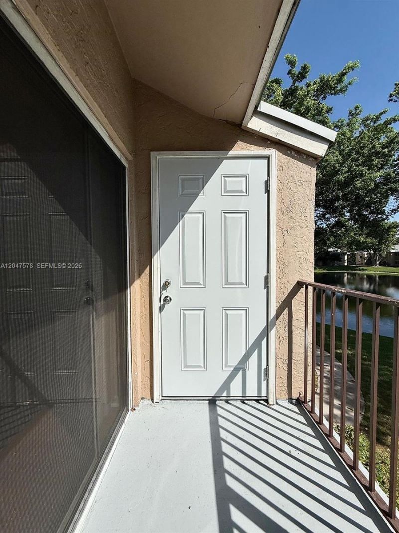 2151 NW 96th Ter , Unit 15G, Pembroke Pines, FL 33024 Photo