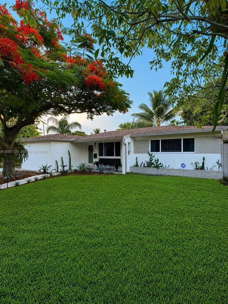1713 SW 10th Ct, Fort Lauderdale, FL 33312 Photo