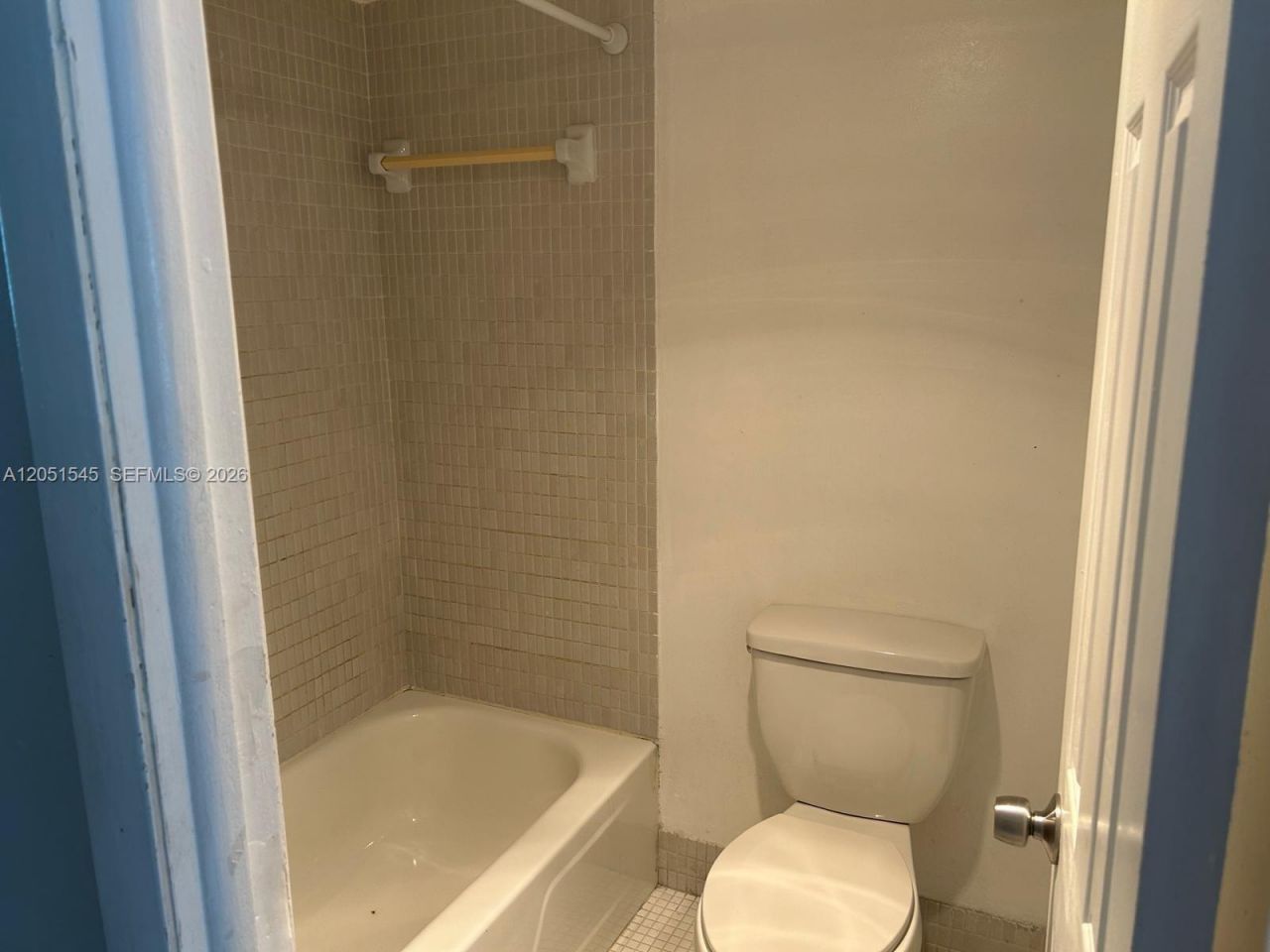 6100 S Falls Cir Dr , Unit 202, Lauderhill, FL 33319 Photo