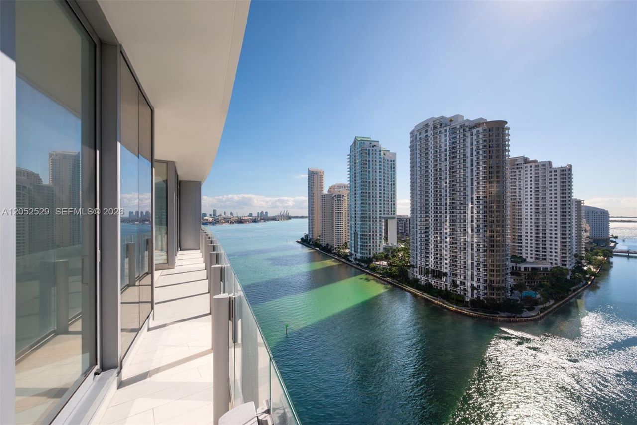 300 Biscayne Boulevard Way , Unit 1705W, Miami, FL 33131 Photo