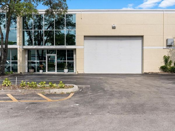 8011 NW 29th St , Unit 8011, Doral, FL 33122