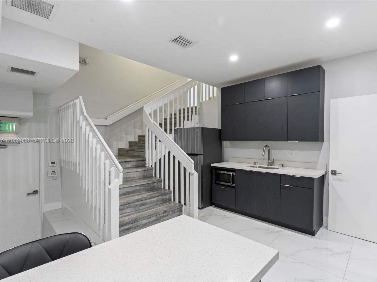 8011 NW 29th St , Unit 8011, Doral, FL 33122 Photo