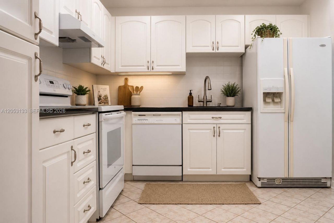 2801 NE 183rd St, Unit 405W, Aventura, FL 33160 Photo