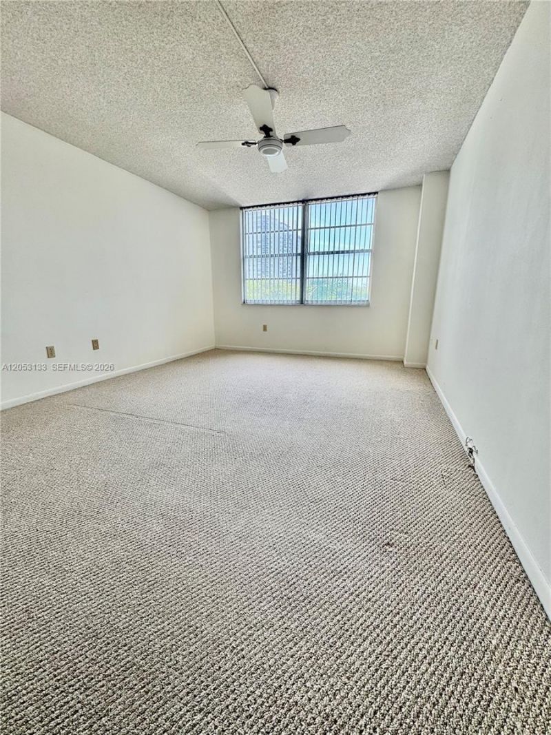 2801 NE 183rd St, Unit 405W, Aventura, FL 33160 Photo