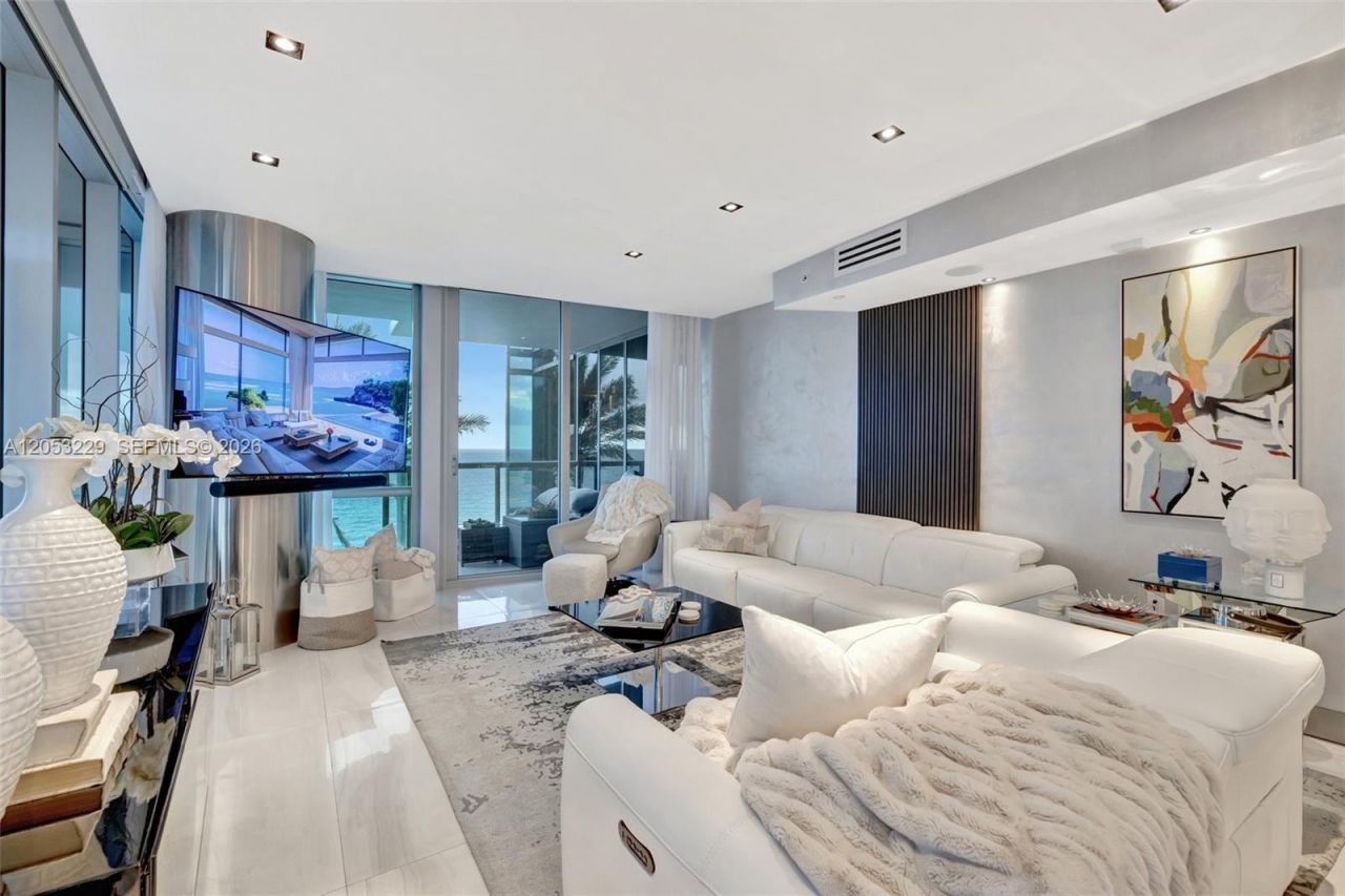 17121 Collins Ave , Unit 808, Sunny Isles Beach, FL 33160 Photo
