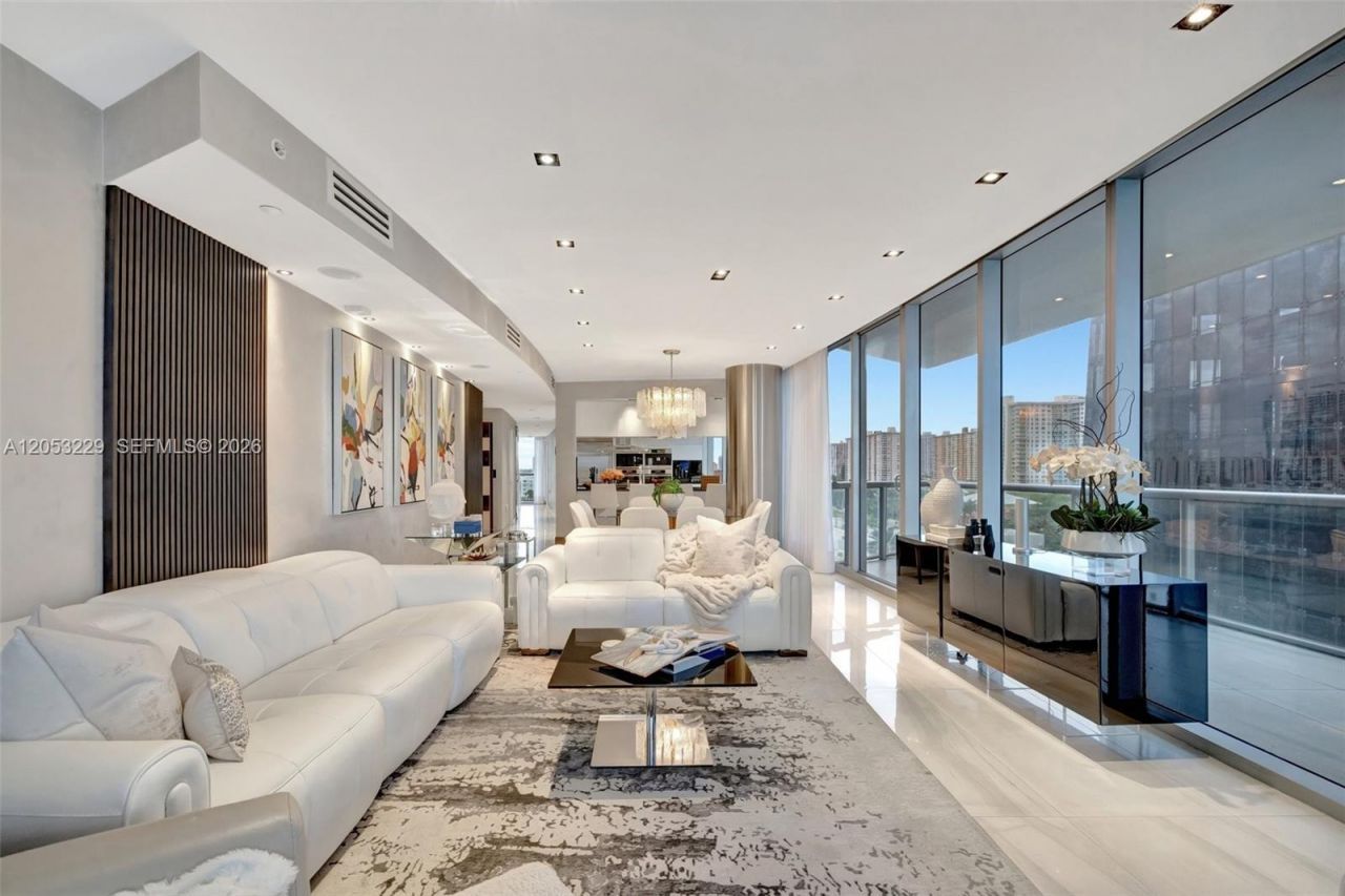 17121 Collins Ave , Unit 808, Sunny Isles Beach, FL 33160 Photo