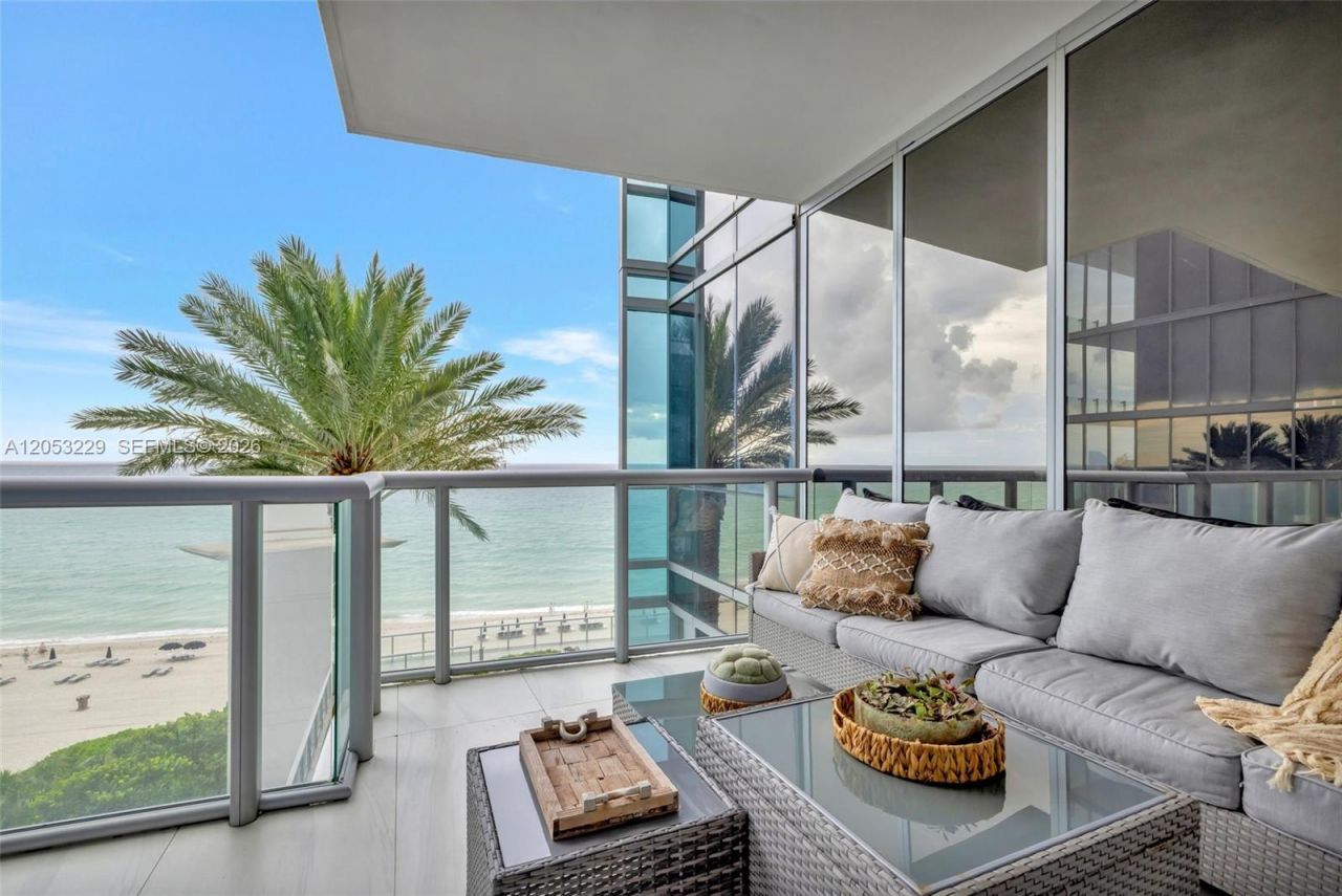 17121 Collins Ave , Unit 808, Sunny Isles Beach, FL 33160 Photo