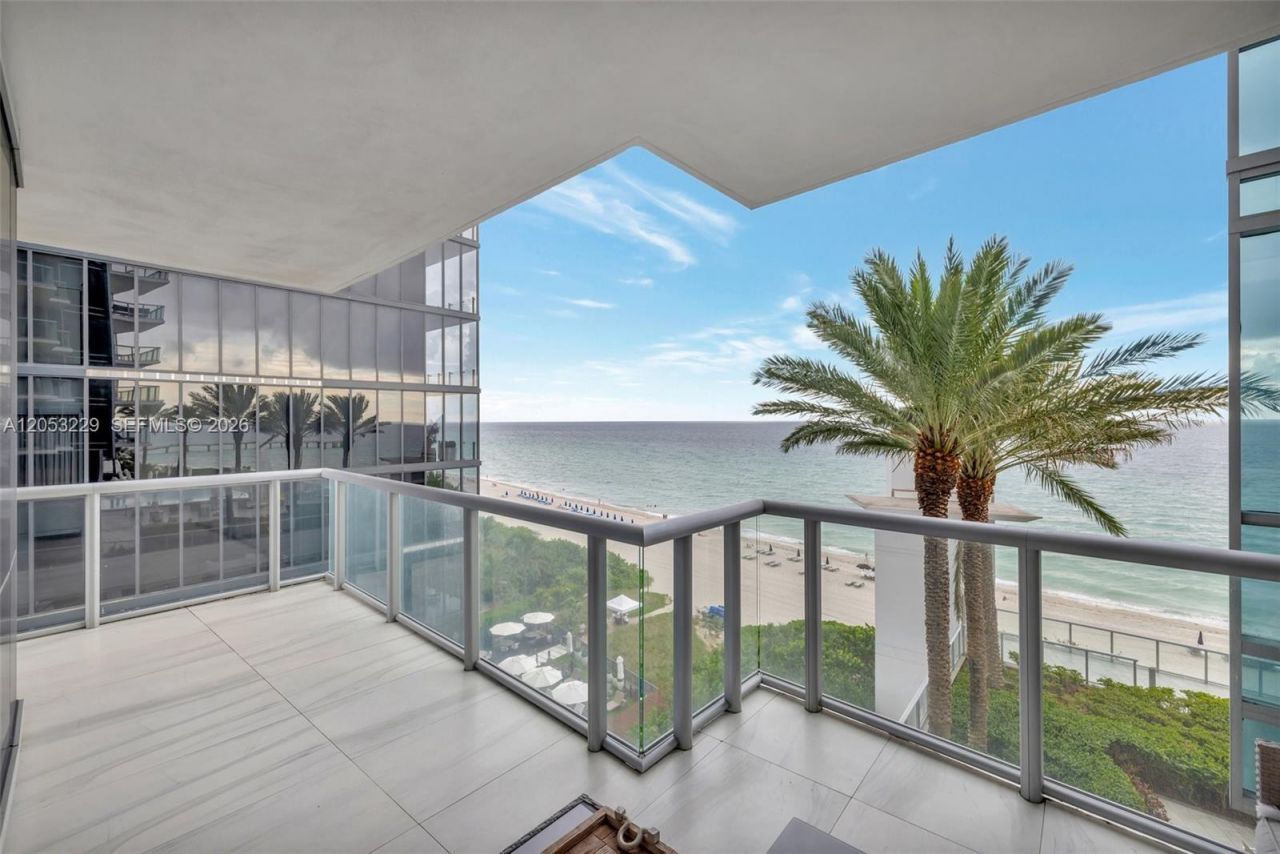 17121 Collins Ave , Unit 808, Sunny Isles Beach, FL 33160 Photo