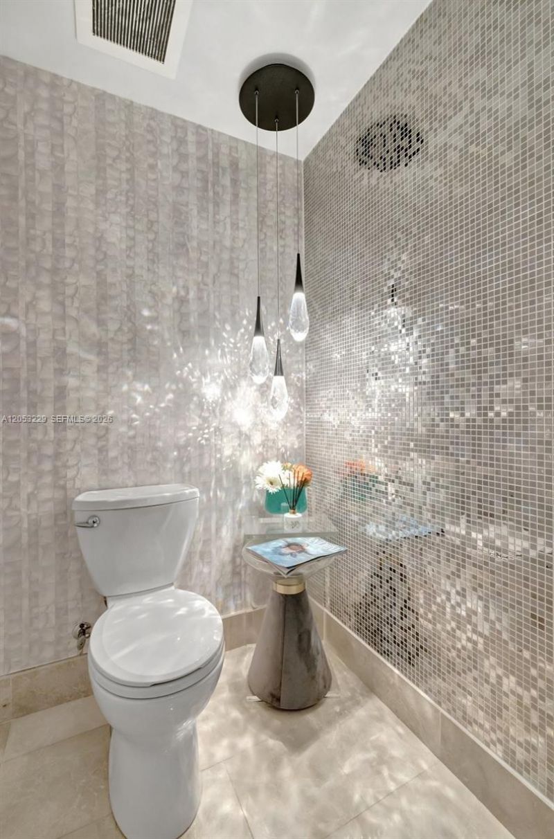 17121 Collins Ave , Unit 808, Sunny Isles Beach, FL 33160 Photo