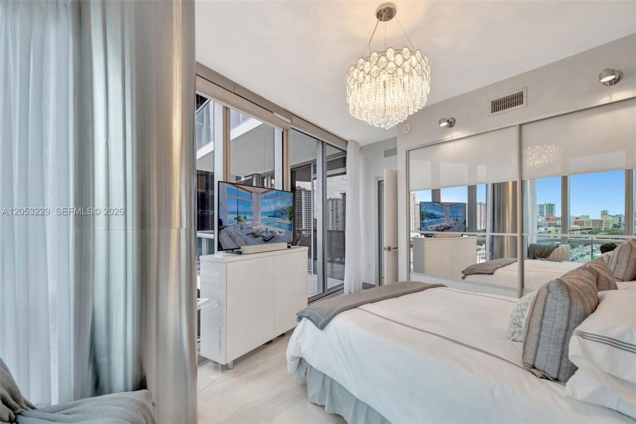 17121 Collins Ave , Unit 808, Sunny Isles Beach, FL 33160 Photo