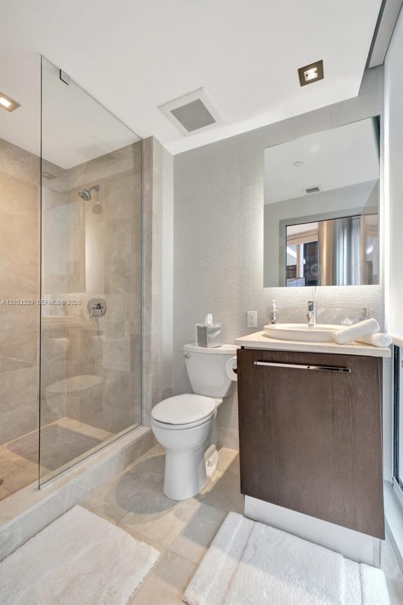 17121 Collins Ave , Unit 808, Sunny Isles Beach, FL 33160 Photo