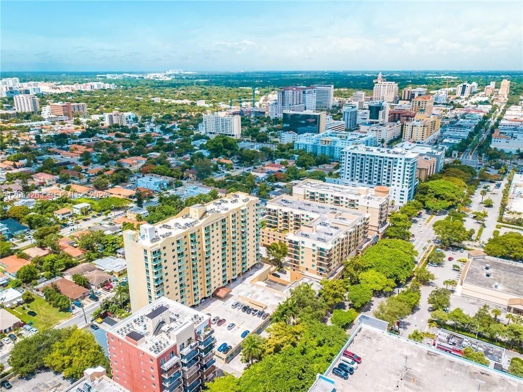 3500 Coral Way , Unit 812, Miami, FL 33145 Photo