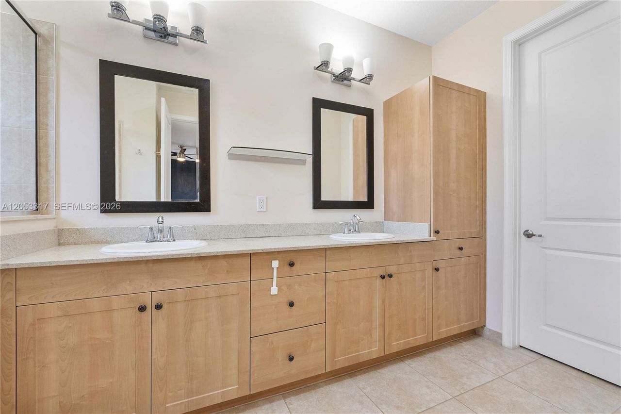 20914 NW 1st Dr, Pembroke Pines, FL 33029 Photo