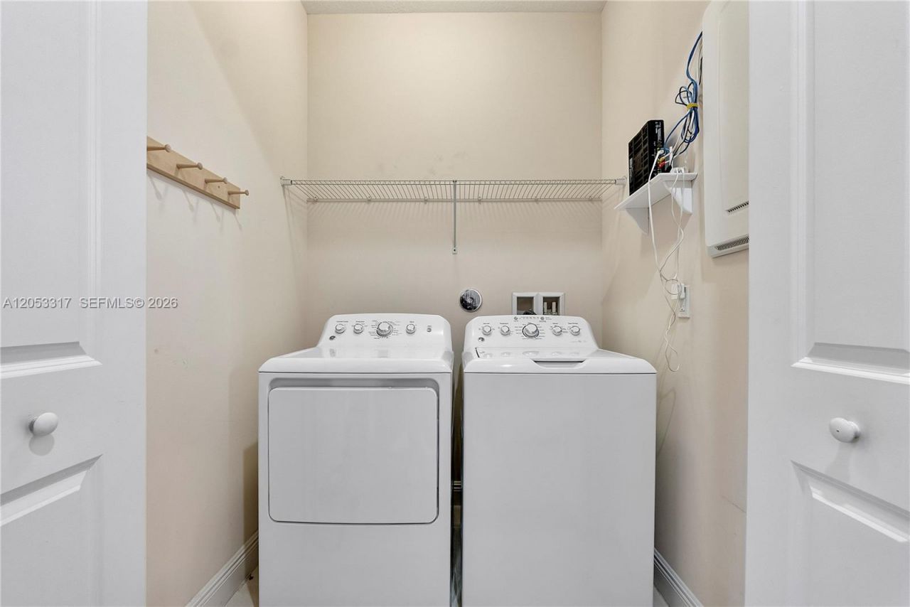 20914 NW 1st Dr, Pembroke Pines, FL 33029 Photo