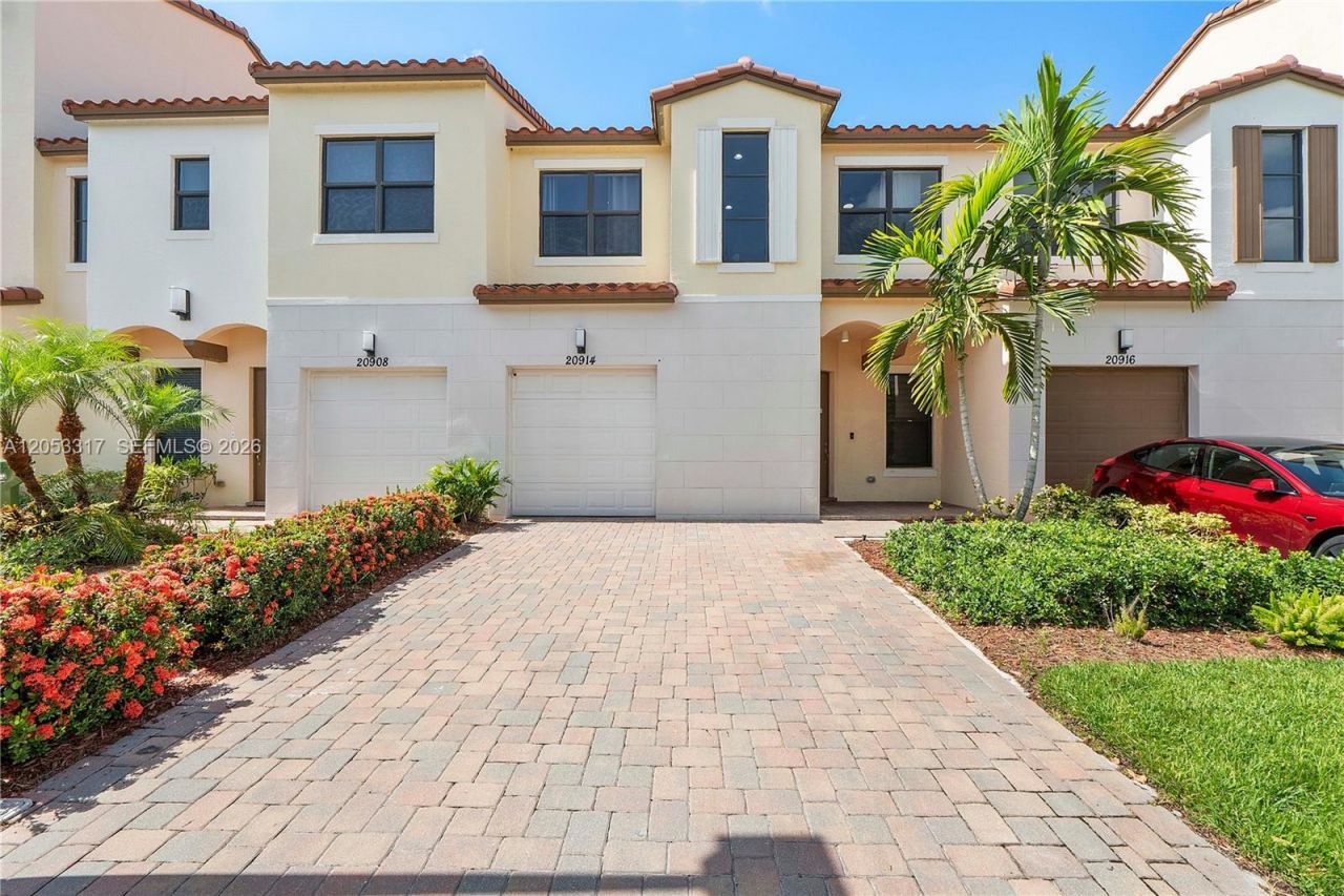 20914 NW 1st Dr, Pembroke Pines, FL 33029 Photo