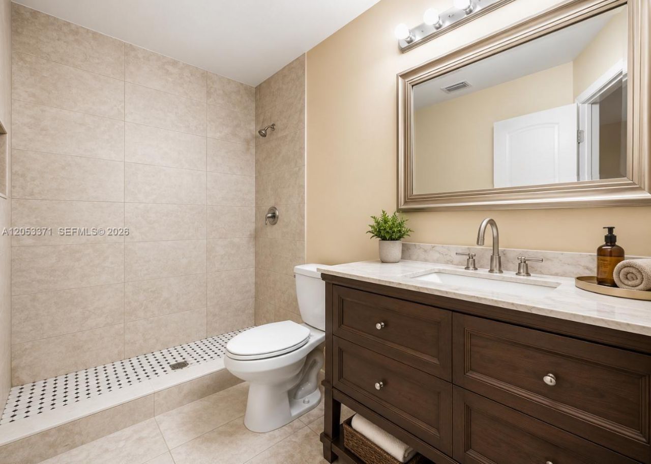 Please Call For Address, Miami, FL 33186 Photo