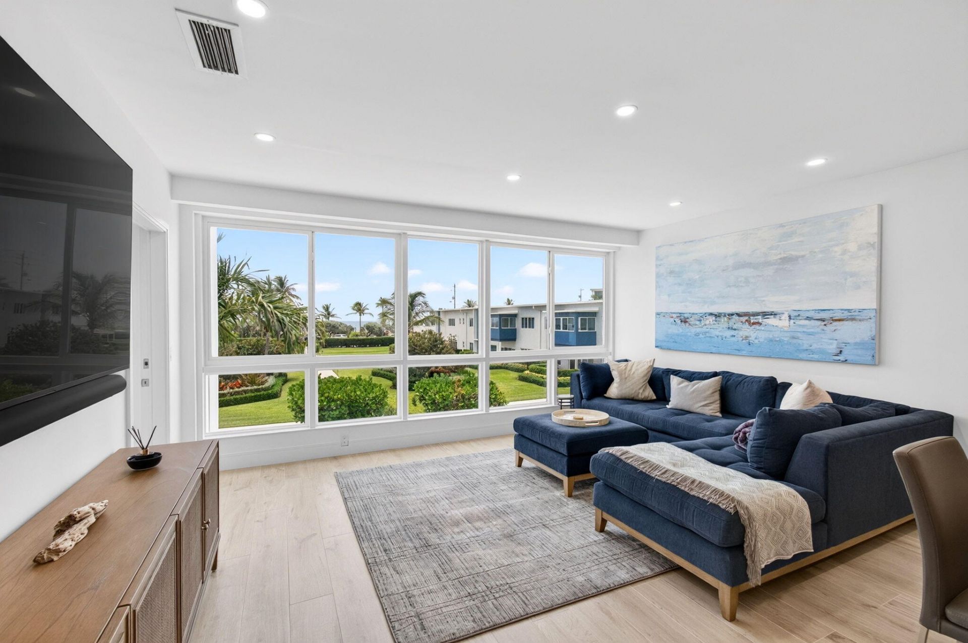 120 N Ocean Boulevard, Unit 203, Delray Beach, FL 33483 Photo
