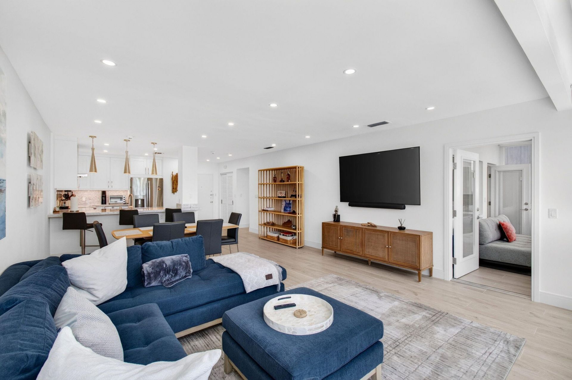 120 N Ocean Boulevard, Unit 203, Delray Beach, FL 33483 Photo