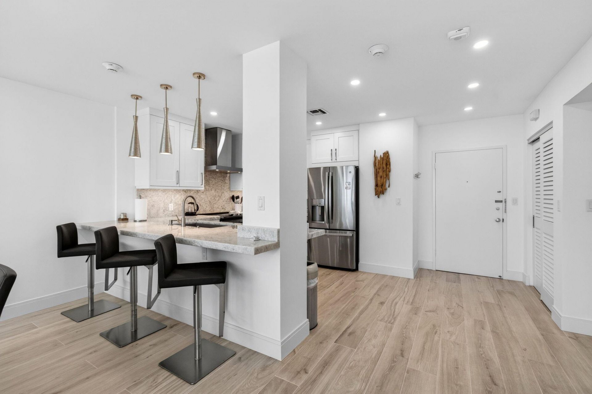 120 N Ocean Boulevard, Unit 203, Delray Beach, FL 33483 Photo