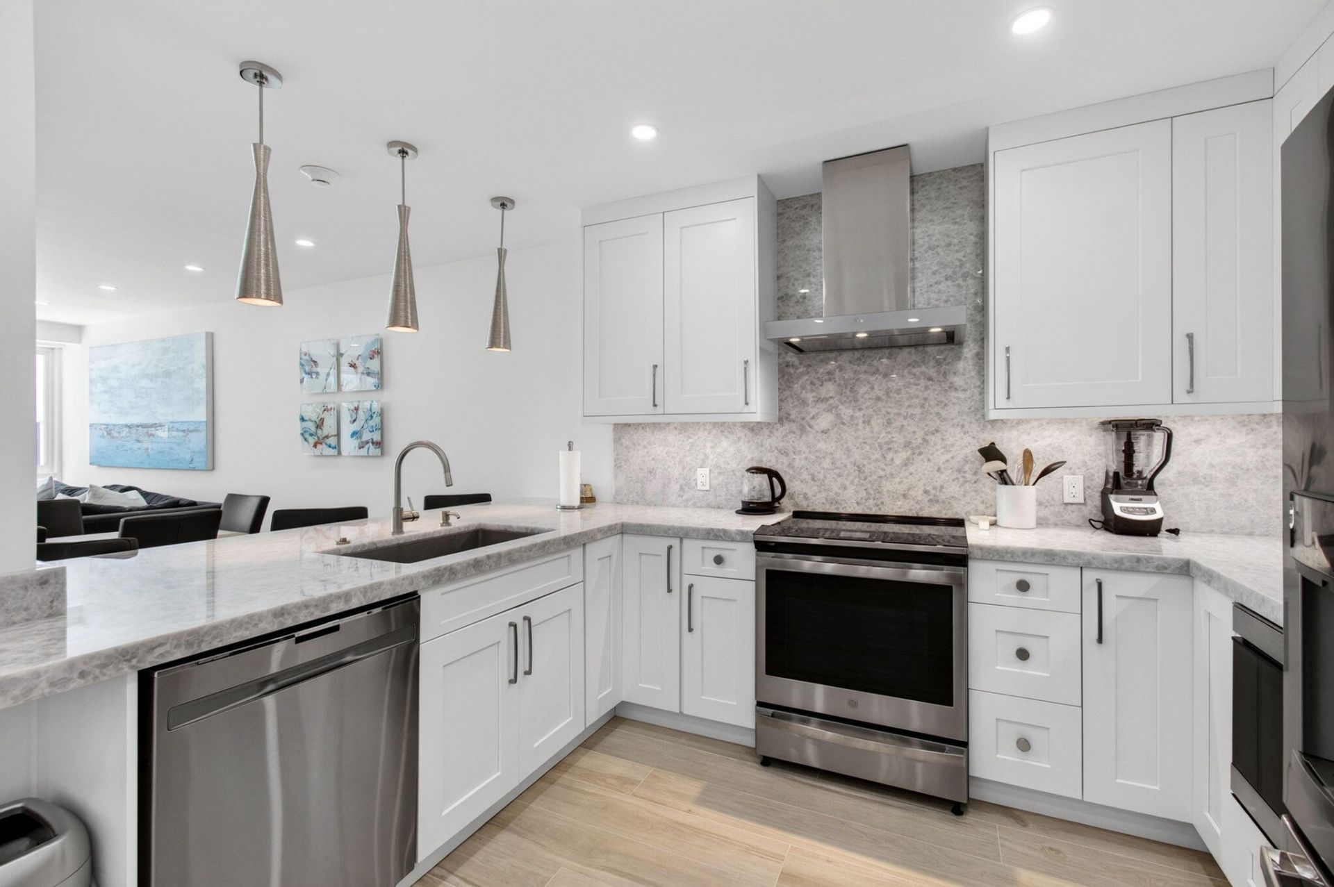 120 N Ocean Boulevard, Unit 203, Delray Beach, FL 33483 Photo